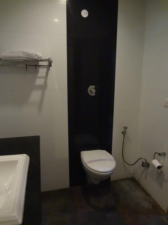 Hotel Siam International Δελχί Εξωτερικό φωτογραφία