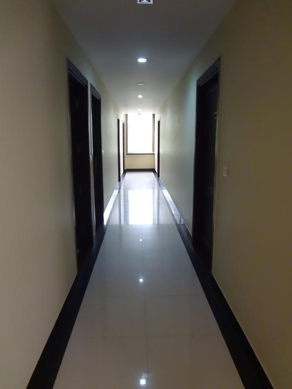 Hotel Siam International Δελχί Εξωτερικό φωτογραφία