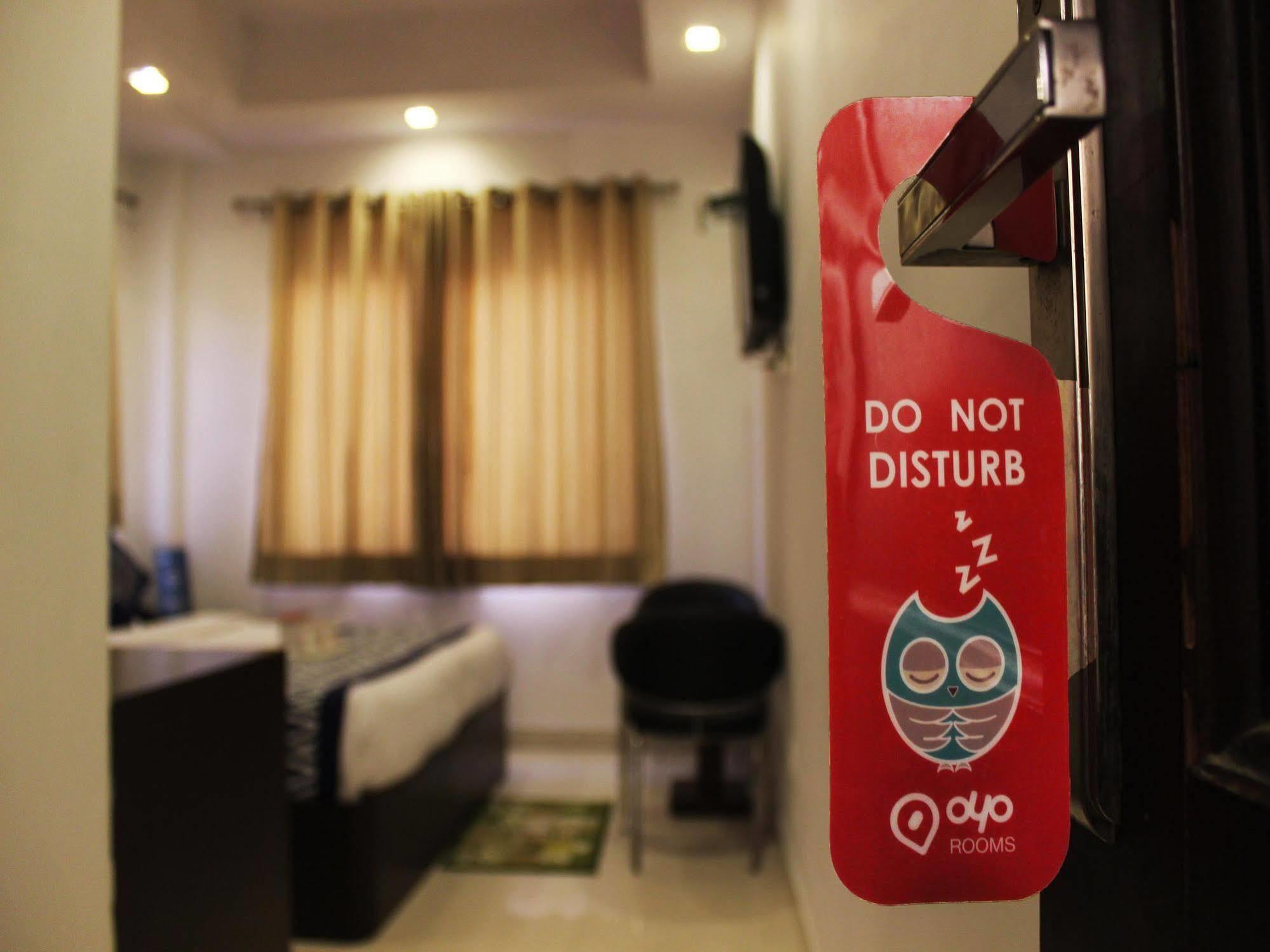 Hotel Siam International Δελχί Εξωτερικό φωτογραφία